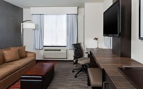 Fairfield Inn & Suites By Marriott New York Staten Island